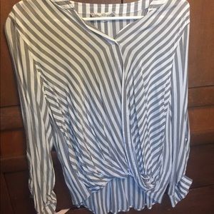 dress shirt ( size M)